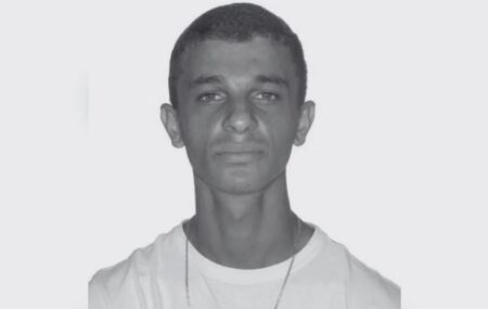 Higor Burger de Oliveira, homem que foi assassinado a facadas.