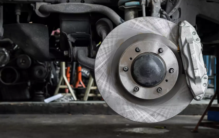 Sistema de freio com ABS.