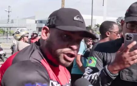 L&iacute;der dos motociclistas que trabalham por aplicativo, Antero Ferreira.