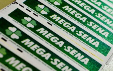Cartelas da Mega-Sena.