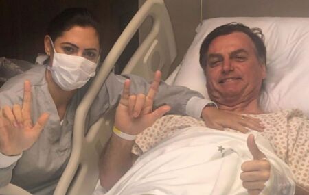 Michelle e Bolsonaro no hospital.