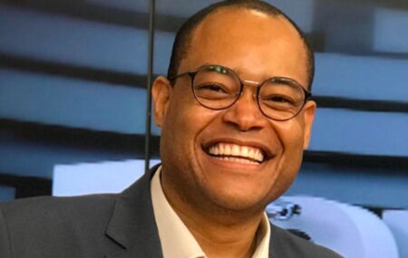 Moab Augusto recebe alta do hospital.