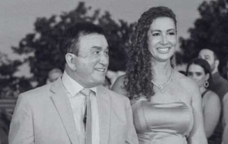 Amado Batista ao lado da filha Lorena Alves, que veio a falecer.