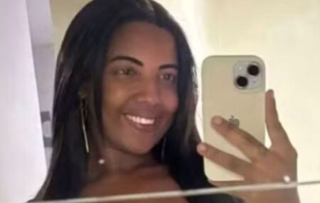 Mariele Vit&oacute;ria Alves de Lima, de 22 anos, v&iacute;tima de tentativa de feminic&iacute;dio em Jaboat&atilde;o.