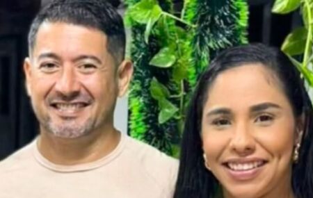 Sandra Justino ao lado do ex-marido, apontado como autor do feminic&iacute;dio.