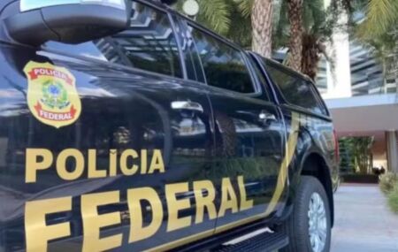 Viatura da Pol&iacute;cia Federal.