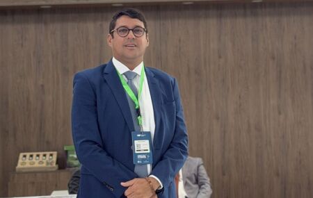 Prefeito de Camaragibe, Diego Cabral.