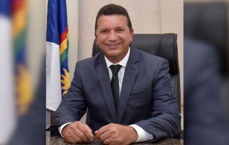 Prefeito de Orob&oacute; Biu Abreu.