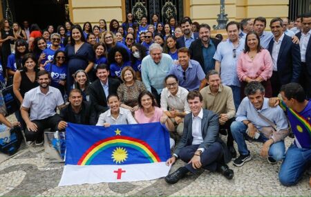 Programa Colo de M&atilde;e. 