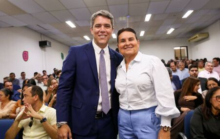 Prefeita de Igarassu, Elcione Ramos e o Prefeito de Alian&ccedil;a e agora presidente da Amupe, Pedro Freitas