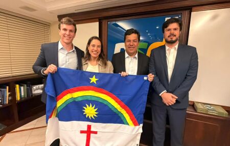 O entendimento foi firmado entre dirigentes do UB durante debate que selou o alinhamento para o pleito de outubro deste ano.