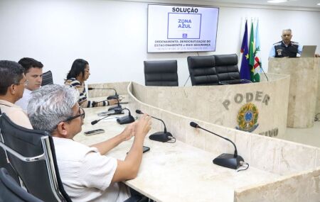 Camaragibe vereadores debatem tr&acirc;nsito com secret&aacute;rio coronel Rossini e equipe da Guarda Municipal.