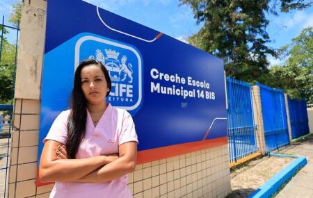 Aline Torres diz estar frustrada com atendimento na creche do filho