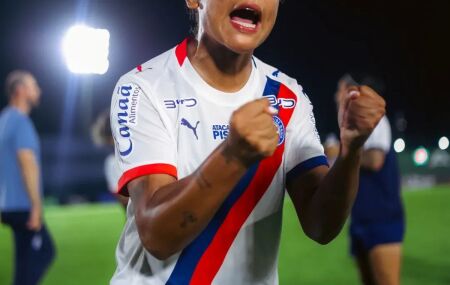 Bahia x Gr&ecirc;mio se enfrentam pela oitava rodada do Brasileir&atilde;o Feminino.