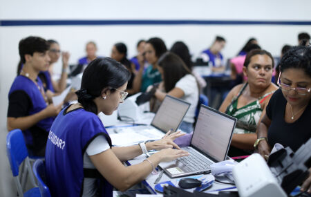 Mutir&atilde;o de cadastramento do programa 'Chap&eacute;u de Palha'