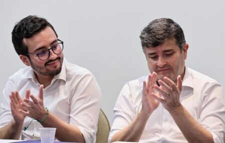 Eduardo da Fonte e Lula da Fonte aprovam projeto que garante duas refei&ccedil;&otilde;es di&aacute;rias a estudantes