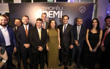 Raquel Lyra celebra recorde de R$ 10,1 bilh&otilde;es no mercado imobili&aacute;rio e destaca impacto do Morar Bem