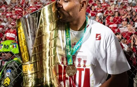 CRB poupa todos os titulares do duelo contra o Fluminense (PI).