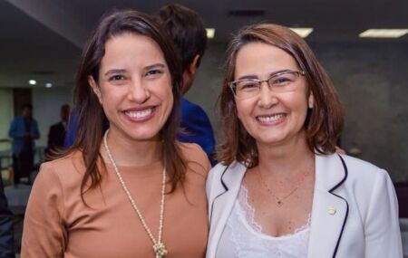 Deputada D&eacute;bora Almeida e governadora Raquel Lyra.