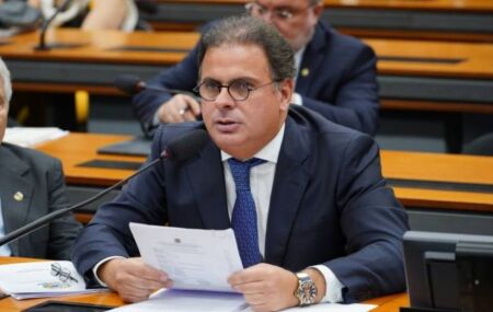 Deputado federal Jo&atilde;o Carlos Bacelar.