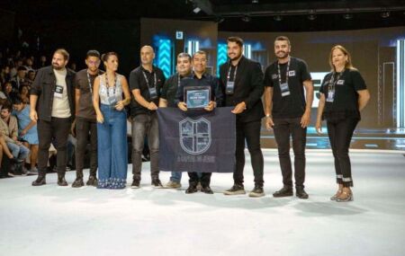 Edilson Tavares recebe homenagem no Festival do Jeans de Toritama.