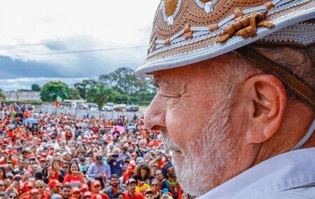 Presidente Lula durante discurso em Garanhuns.