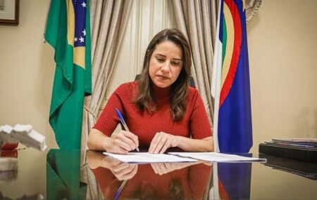 Governadora Raquel Lyra.