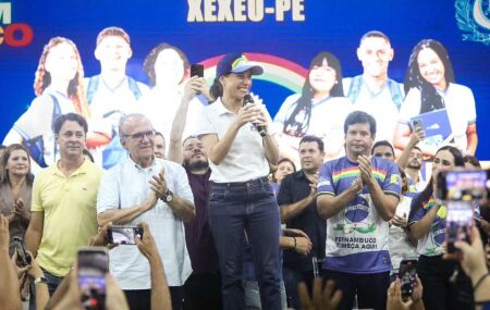 Governadora Raquel Lyra durante agenda.