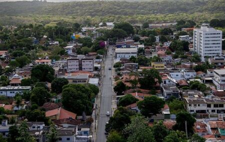 Imagem do alto de um bairro do Recife