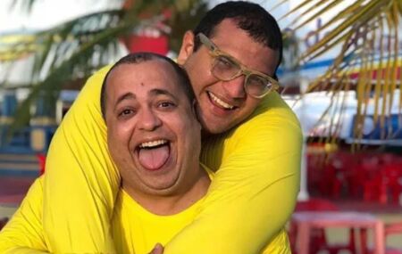 Influenciadores Abdias e Ni do Badoque.