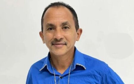 Manoel Gomes, da Caneta Azul.