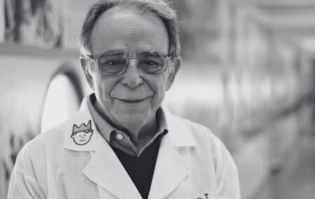 M&eacute;dico Eur&iacute;pedes Ferreira