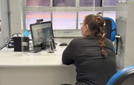 A iniciativa integra o esfor&ccedil;o cont&iacute;nuo para reduzir a fila de espera e otimizar o atendimento &agrave; popula&ccedil;&atilde;o. S&oacute; em 2026 j&aacute; foram realizados 130 mil atendimentos periciais.