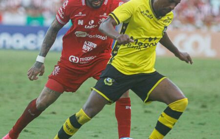 N&aacute;utico x S&atilde;o Bernardo se enfrentam pela quinta rodada da S&eacute;rie B.