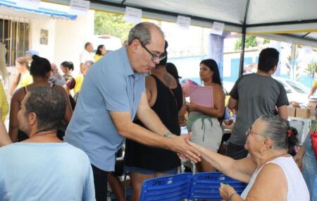 Prefeito Mano Medeiros presente na Caravana Jaboat&atilde;o da Gente