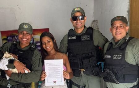 PMs em a&ccedil;&atilde;o de solidariedade 