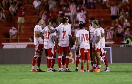 Clube N&aacute;utico Capibaribe em Campo 