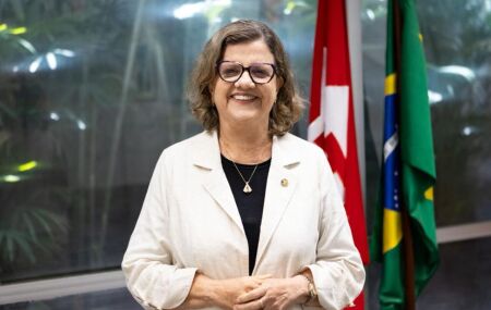 Senadora Teresa Leit&atilde;o.