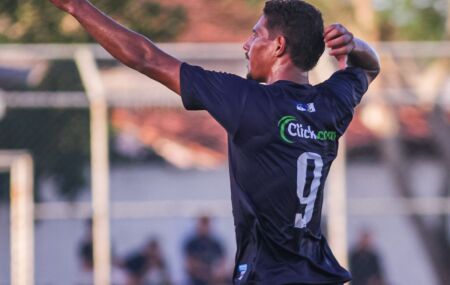 T&uacute;lio Eduardo &eacute; o destaque do Decis&atilde;o na S&eacute;rie D.