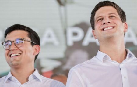 Vitor Marques e Jo&atilde;o Campos