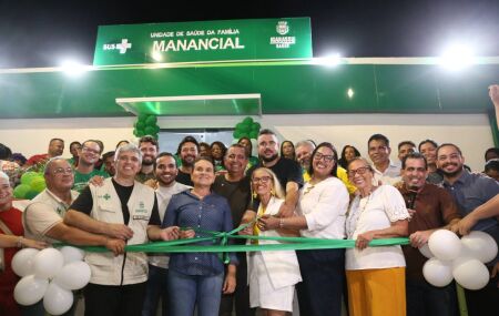 Prefeita Elcione Ramos entega posto de sa&uacute;de da cidade