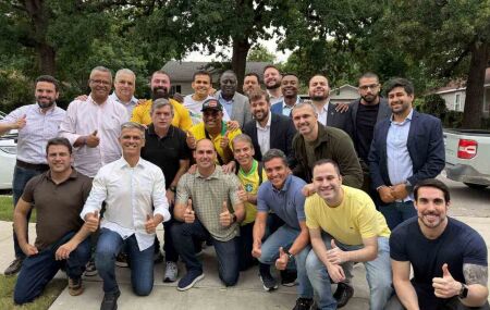Deputado Coronel Feitosa integra comitiva de l&iacute;deres que se re&uacute;nem com Eduardo Bolsonaro no Texas.