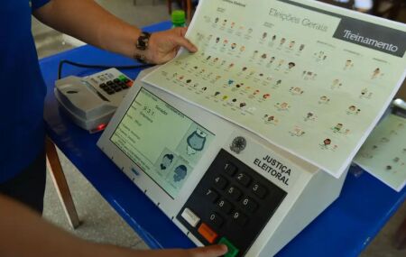 Prazo para tirar ou regularizar t&iacute;tulo de eleitor termina nesta quarta (6)