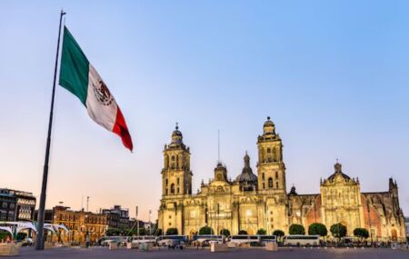 Cidade do M&eacute;xico est&aacute; afundando 24 cm por ano; problema foi observado do espa&ccedil;o