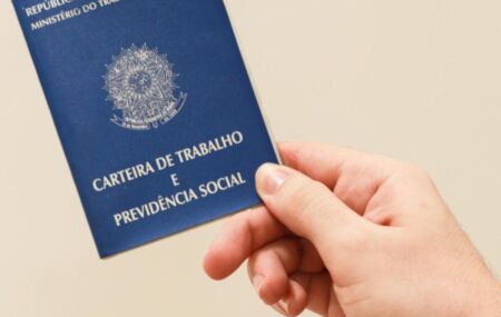 Carteira de trabalho.