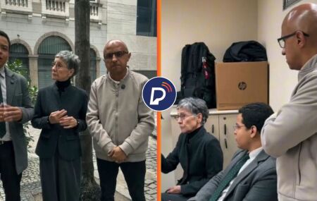 C&aacute;ssia Kis presta depoimento em delegacia. 
