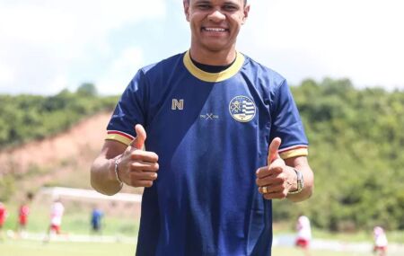 Douglas Santos retorna ao N&aacute;utico ap&oacute;s mais de 10 anos para novidade nos Aflitos.