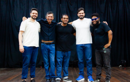 Em Igarassu, C&eacute;sar Ramos assiste  "Cesta da Com&eacute;dia"