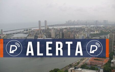 Alerta de chuvas no Recife e regi&atilde;o