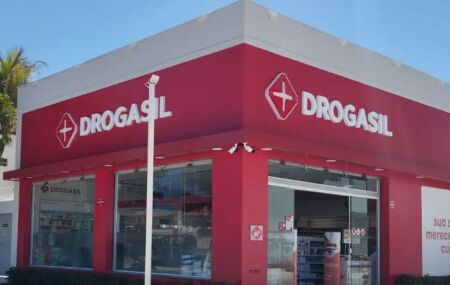 Farm&aacute;cia Drogasil.